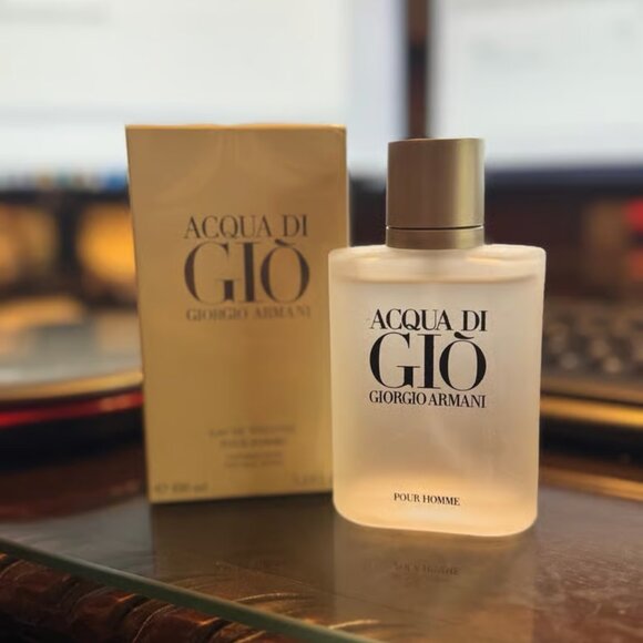 Giorgio Armani Fragrances for Men - Picture 1 of 1